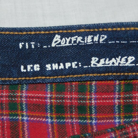 Eddie Bauer Womens 14 Relaxed Boyfriend Red Plaid Flannel Lined dark wash Jeans - Picture 7 of 11